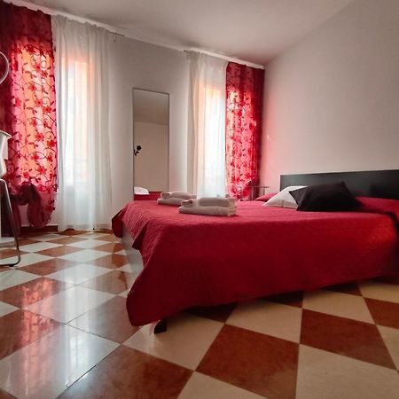 San Marco Ca' Tiepolo Apartamento Veneza Exterior foto